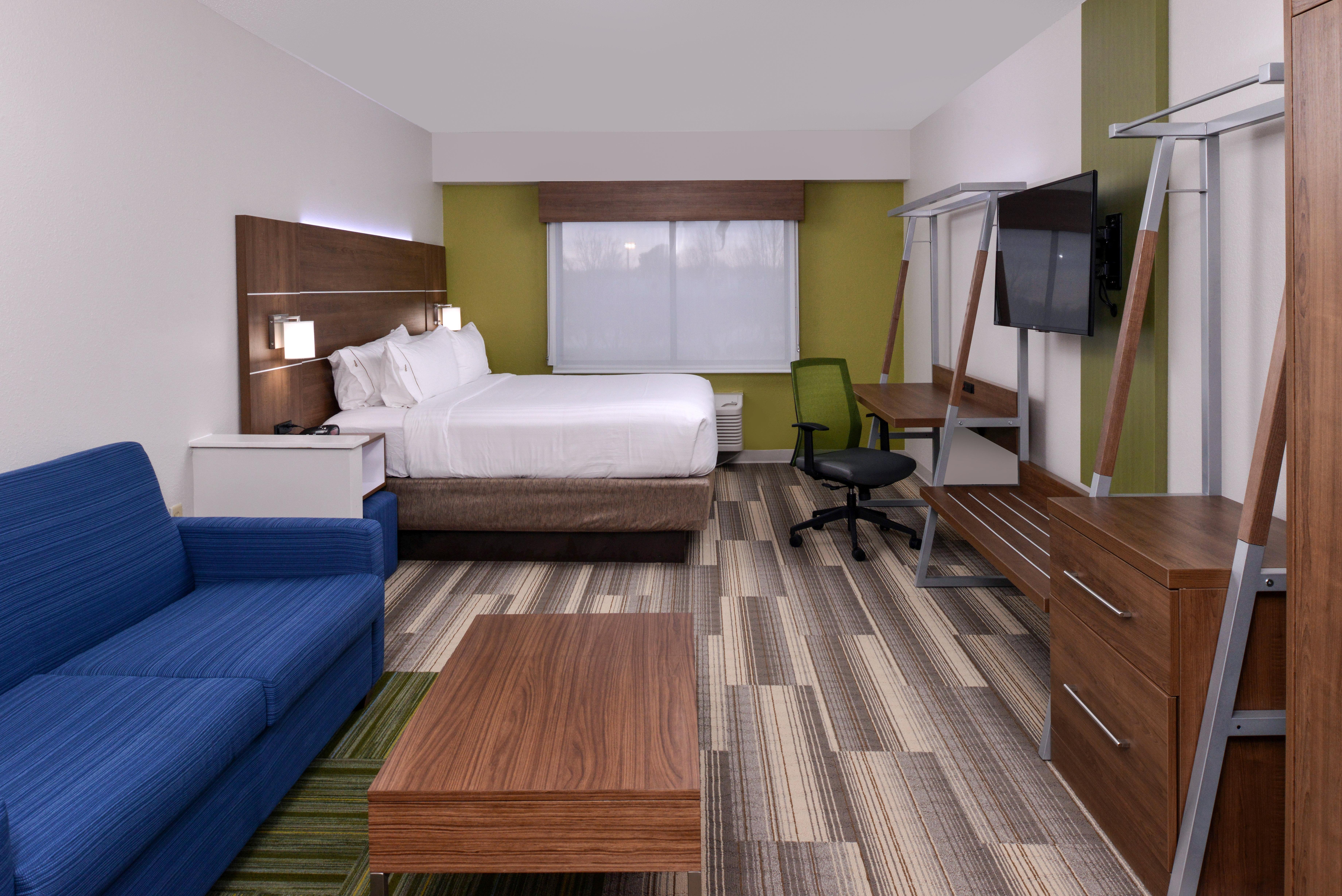 Holiday Inn Express & Suites Raleigh Ne - Medical Ctr Area By Ihg Exterior photo