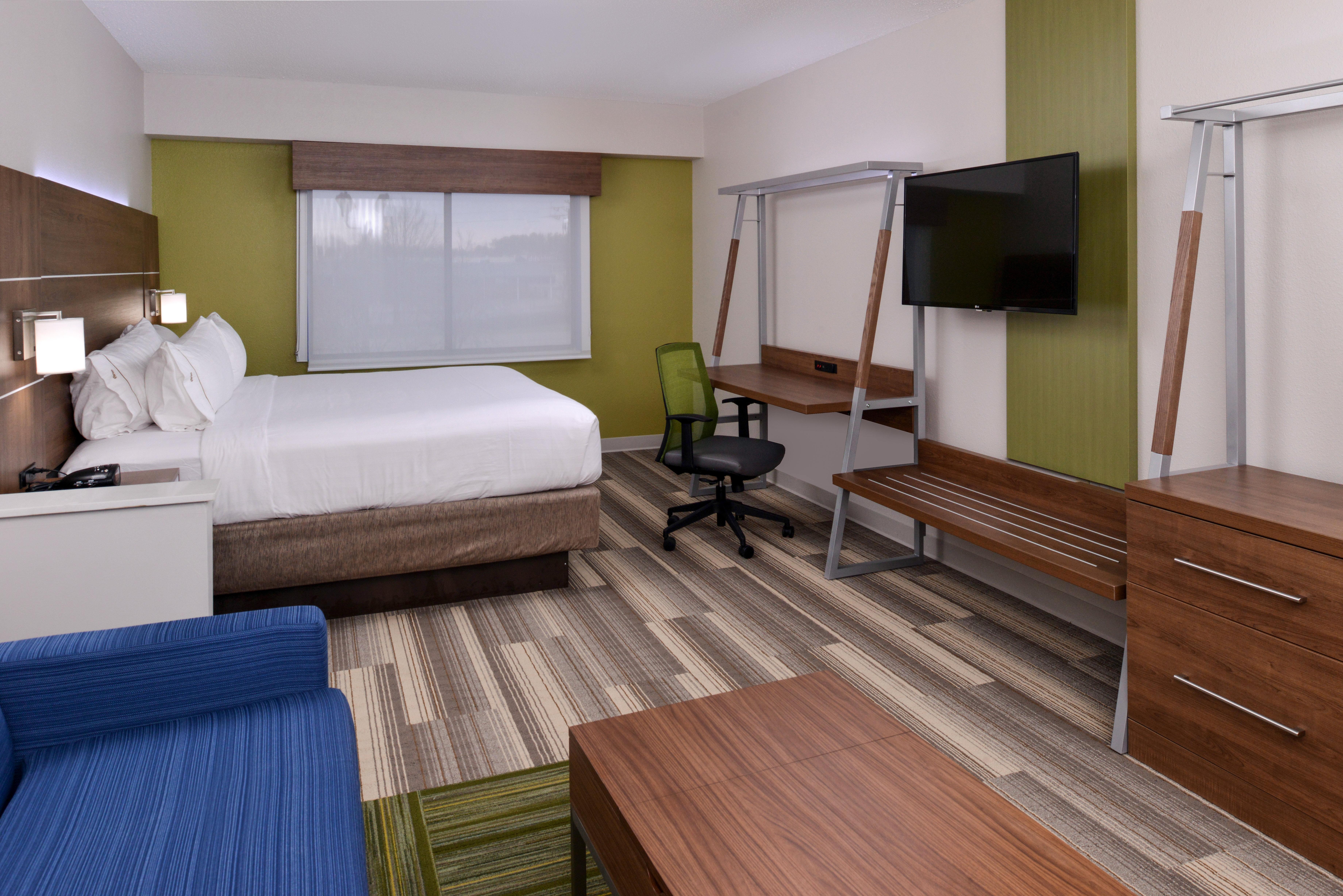 Holiday Inn Express & Suites Raleigh Ne - Medical Ctr Area By Ihg Exterior photo